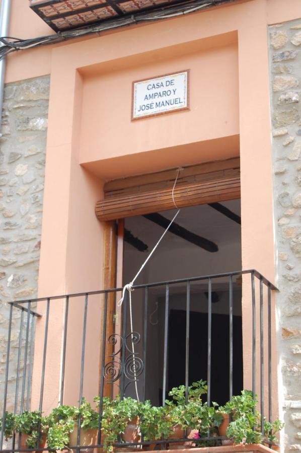 Casa De Amparo Y Jose Manuel Konuk evi Pavies Dış mekan fotoğraf