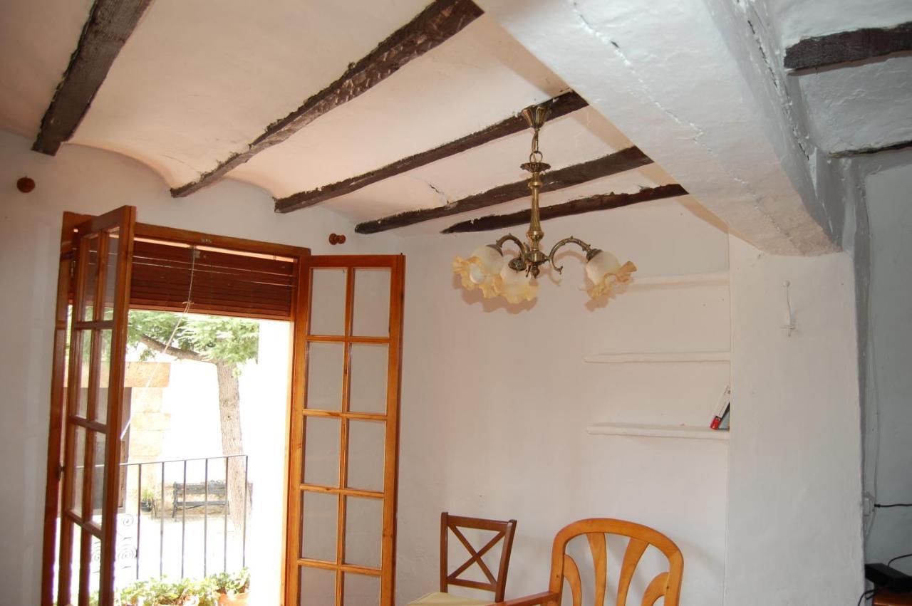 Casa De Amparo Y Jose Manuel Konuk evi Pavies Dış mekan fotoğraf